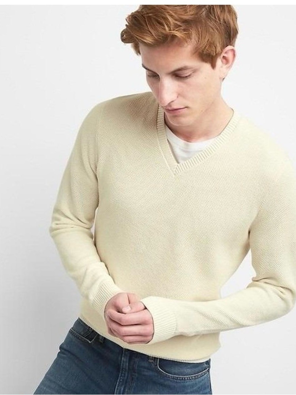 GAP for Good Men's Cream V-Neck Sweater - Size M
